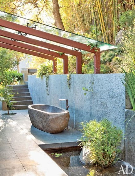 outdoor bath